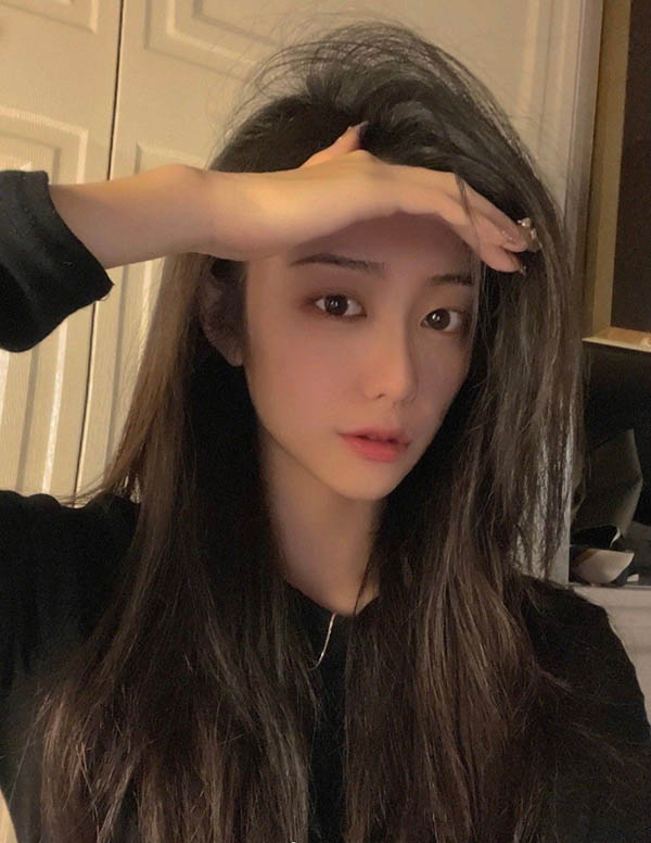 巴黎外围女大学生