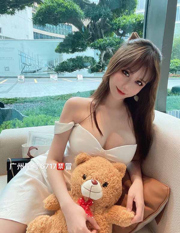 新加坡伴游大学生