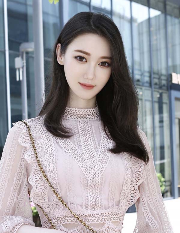 巴黎围经纪人微信